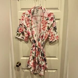 Show Me Your Mumu‎ Floral Robe OSFA